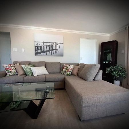 Bay-Side Apartment, Gordon'S Bay Екстериор снимка