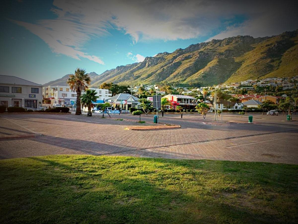 Bay-Side Apartment, Gordon'S Bay Екстериор снимка