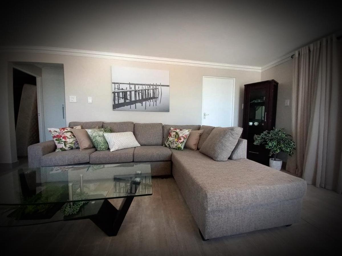 Bay-Side Apartment, Gordon'S Bay Екстериор снимка