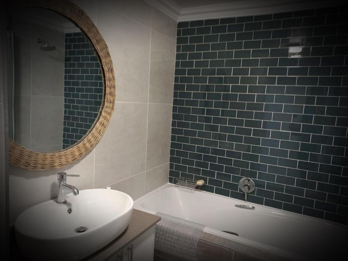 Bay-Side Apartment, Gordon'S Bay Екстериор снимка